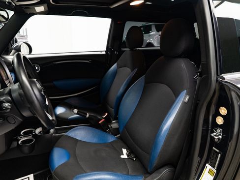 Used 2009 MINI Cooper John Cooper Works image 16
