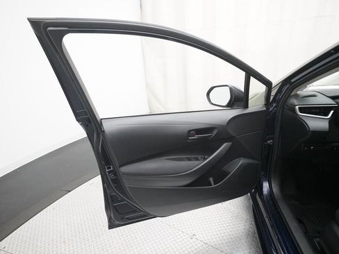 Used 2022 Toyota Corolla LE image 27