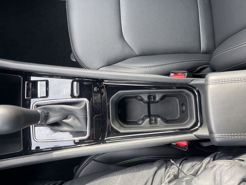 New 2026 Jeep Compass Limited image 32