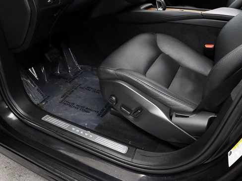 Used 2024 Volvo XC90 B5 Plus image 26