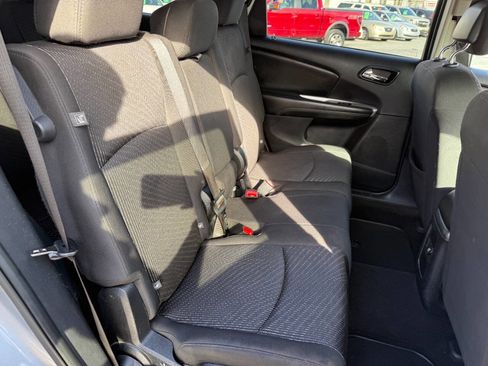 Used 2018 Dodge Journey SE w/ Connectivity Group image 27