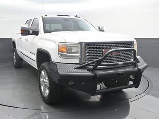 Used 2015 GMC Sierra 2500 Denali w/ Duramax Plus Package AWD/4WD video 1