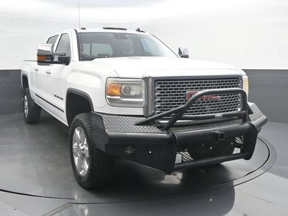 Used 2015 GMC Sierra 2500 Denali w/ Duramax Plus Package