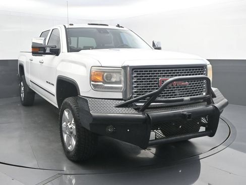 Used 2015 GMC Sierra 2500 Denali w/ Duramax Plus Package AWD/4WD image 1