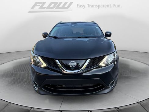 Used 2017 Nissan Rogue Sport SL w/ SL Premium Package AWD/4WD image 3