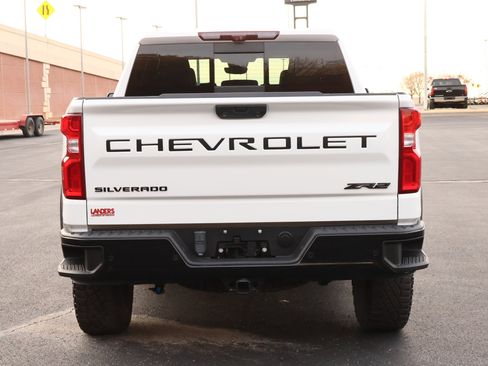 Used 2023 Chevrolet Silverado 1500 ZR2 w/ Technology Package image 35