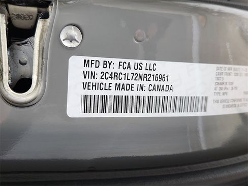 Used 2022 Chrysler Pacifica Touring-L w/ S Appearance Package image 28