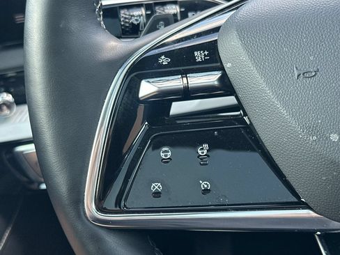 Certified 2025 Cadillac Optiq Sport 2 AWD/4WD image 34