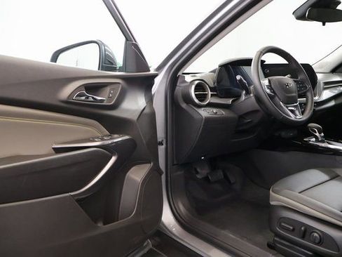 New 2026 Chevrolet Trax ACTIV image 8
