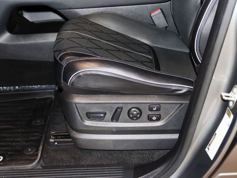 Used 2025 INFINITI QX80 Sensory AWD/4WD image 38