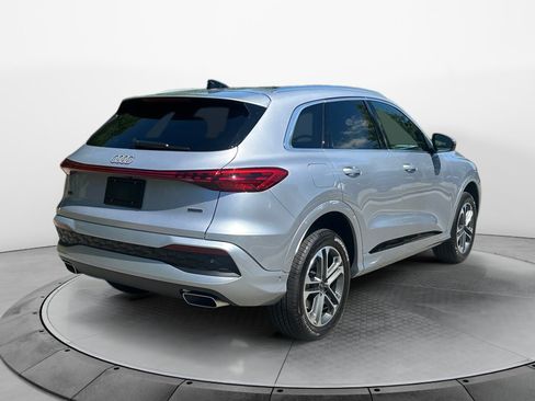 Certified 2025 Audi Q5 Premium Plus w/ Premium Plus AWD/4WD image 7