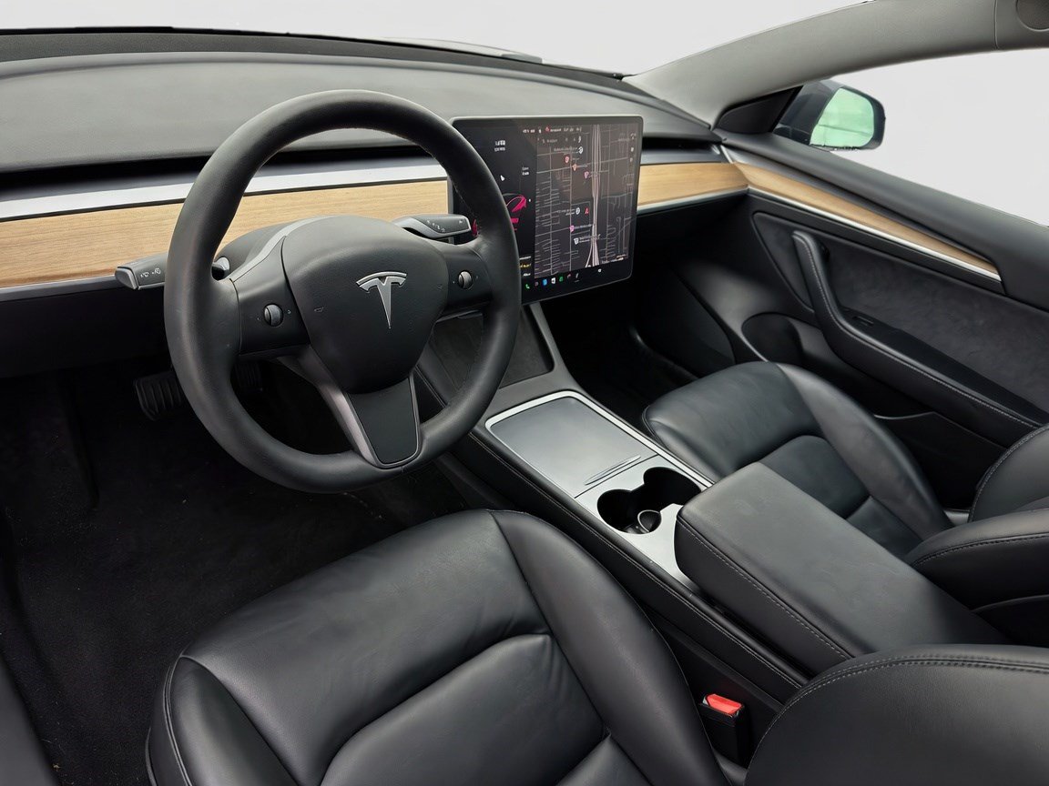 Used 2021 Tesla Model 3 Standard Range Plus RWD image 7