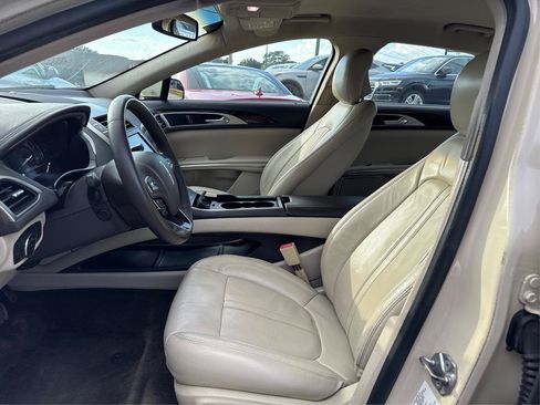 Used 2016 Lincoln MKZ Hybrid w/ Equipment Group 600A Reserve FWD image 9