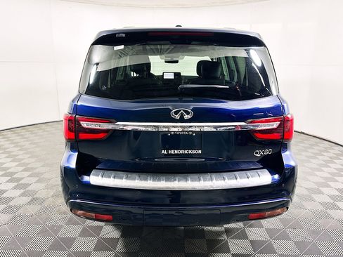 Used 2024 INFINITI QX80 Luxe image 4