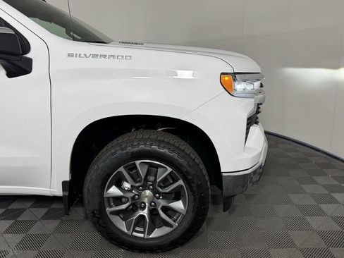 New 2025 Chevrolet Silverado 1500 LT image 8