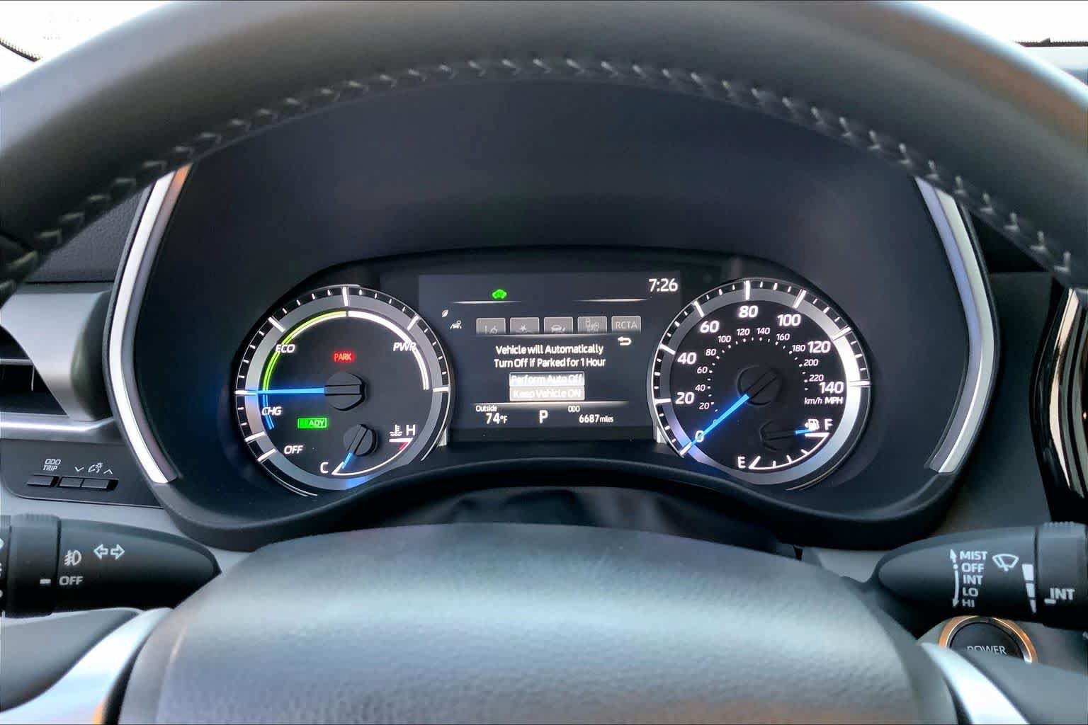 Used 2025 Toyota Highlander XLE AWD/4WD image 23