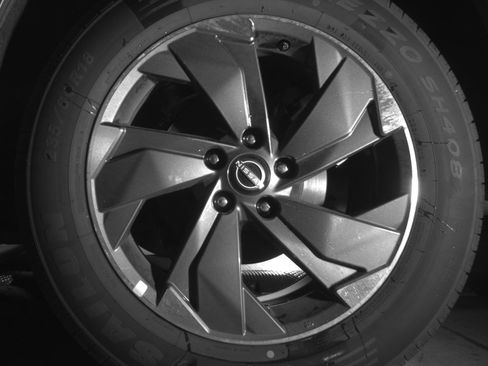 Used 2025 Nissan Rogue SV FWD image 14