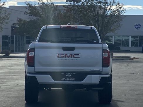 New 2026 GMC Canyon Elevation w/ Convenience Package image 14