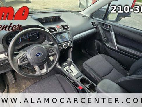 Used 2018 Subaru Forester 2.5i Premium AWD/4WD image 32