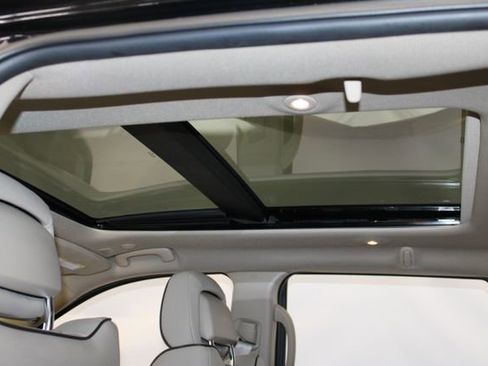 Used 2021 Jeep Grand Cherokee Overland image 11