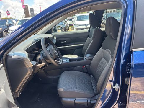 Used 2026 Nissan Kicks SV w/ Cold Weather Package AWD/4WD image 25