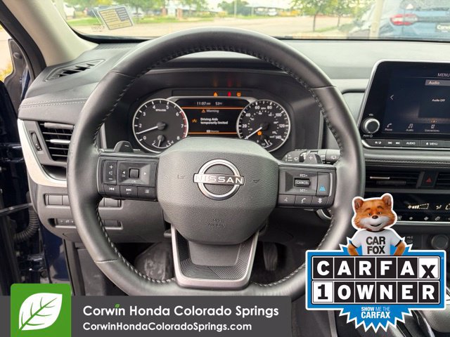 Used 2025 Nissan Rogue SV FWD image 25
