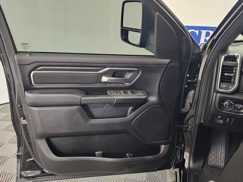 Used 2025 RAM 1500 Big Horn AWD/4WD image 2