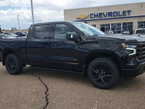 Certified 2025 Chevrolet Silverado 1500 High Country w/ Midnight Edition image 2