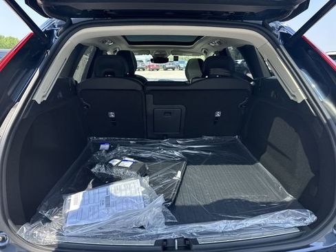 New 2025 Volvo XC60 B5 Plus w/ Protection Package Premier AWD/4WD image 25