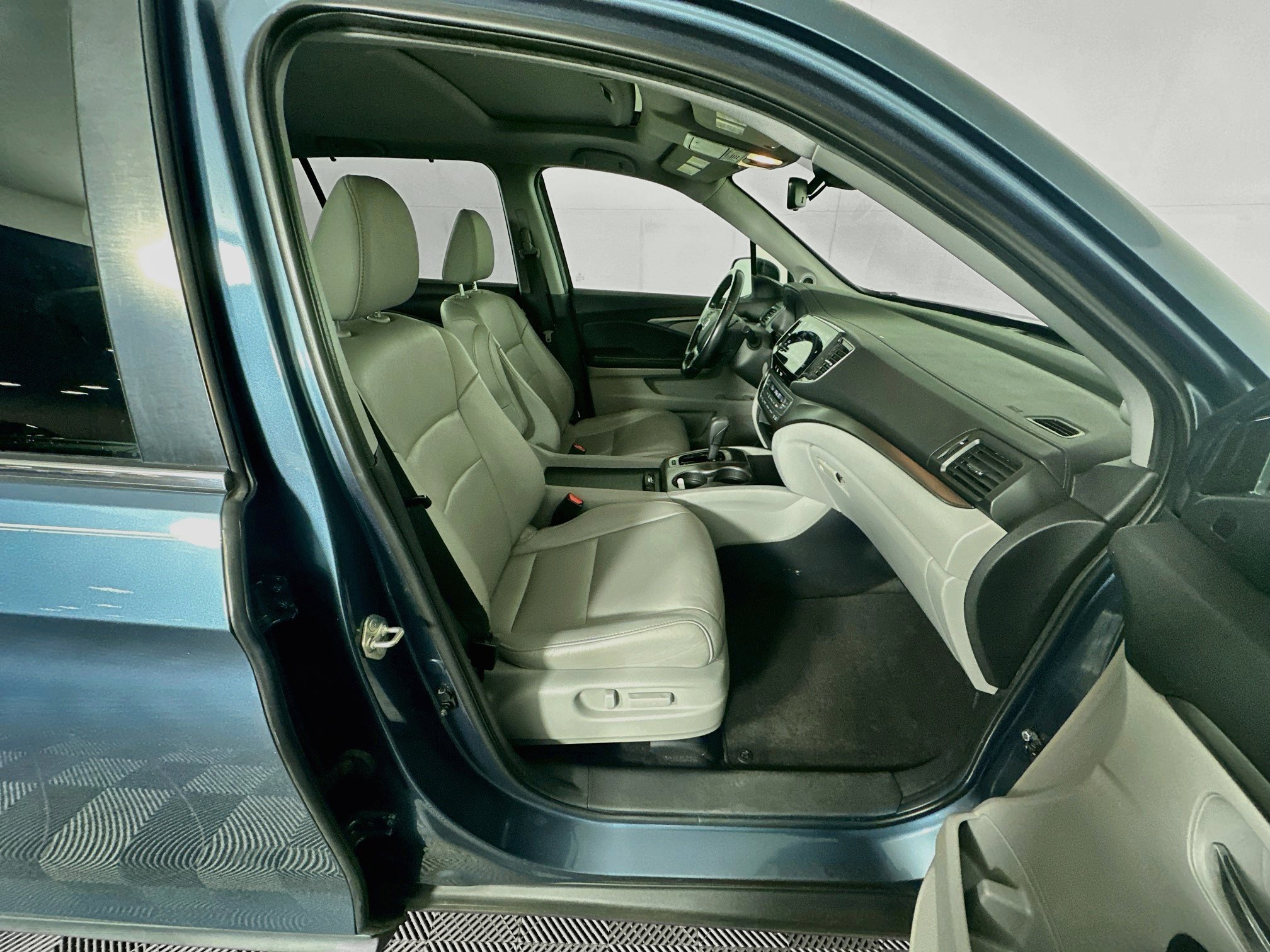 Used 2019 Honda Pilot EX-L image 31