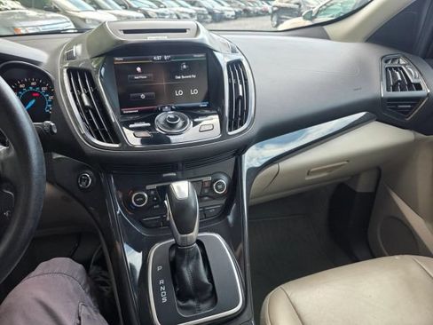 Used 2014 Ford Escape Titanium FWD image 16