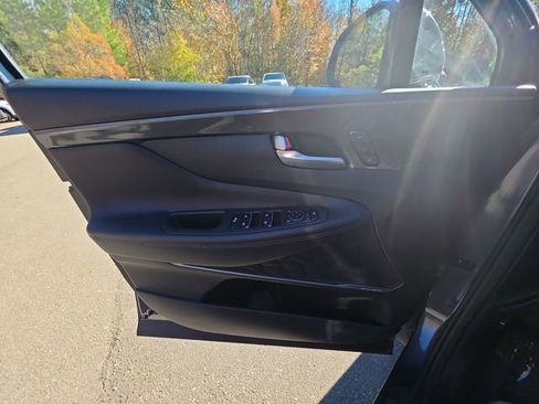 Certified 2022 Hyundai Santa Fe Limited image 40