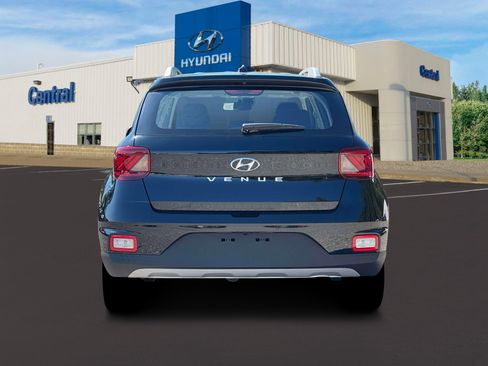 New 2026 Hyundai Venue SEL image 6