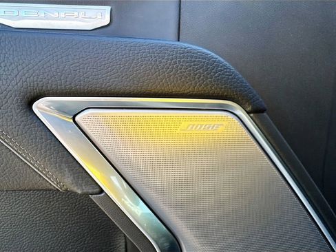 Used 2024 GMC Sierra 1500 Denali w/ Denali Reserve Package image 8