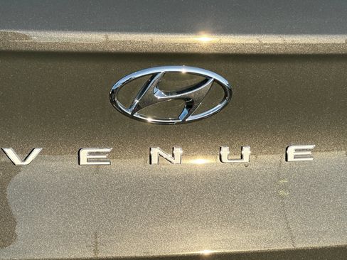 New 2026 Hyundai Venue SEL FWD image 26