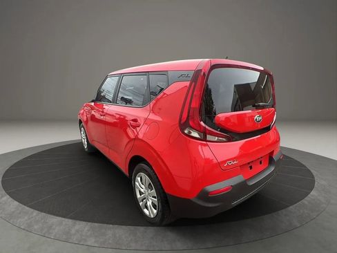 Used 2020 Kia Soul LX image 7