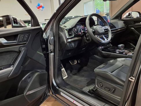 Used 2024 Audi SQ5 Premium Plus w/ Premium Plus Package AWD/4WD image 15