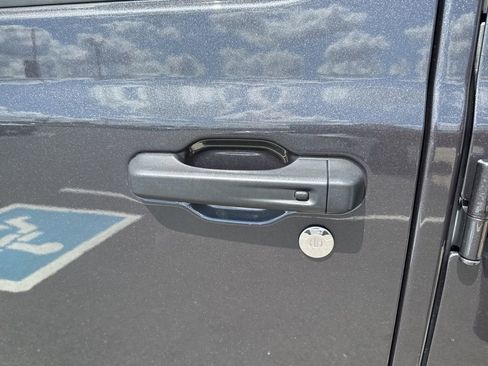 Used 2021 Jeep Wrangler Unlimited Sahara image 11