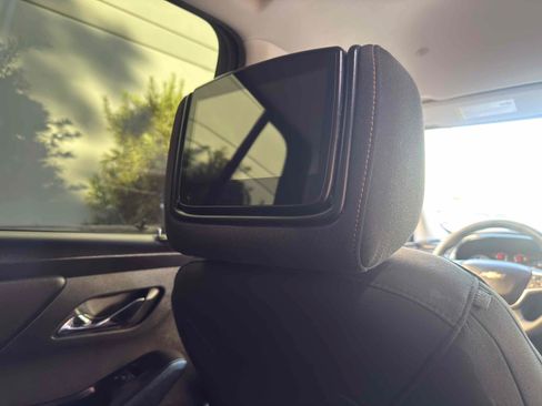 Used 2019 Chevrolet Traverse LS w/ LPO, Blackout Package FWD image 62