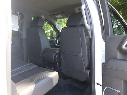 Used 2024 Chevrolet Silverado 2500 LTZ AWD/4WD image 49