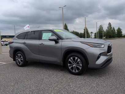Certified 2026 Toyota Highlander XLE