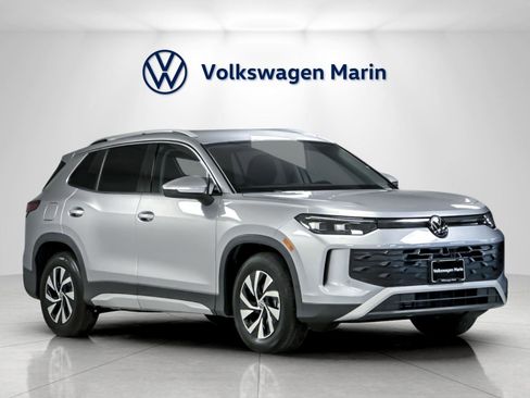 New 2026 Volkswagen Tiguan S image 7