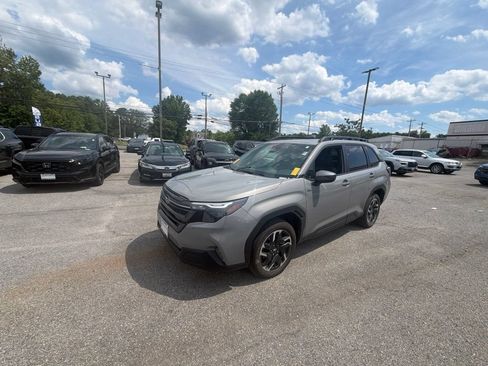 Certified 2026 Subaru Forester Premium AWD/4WD image 19
