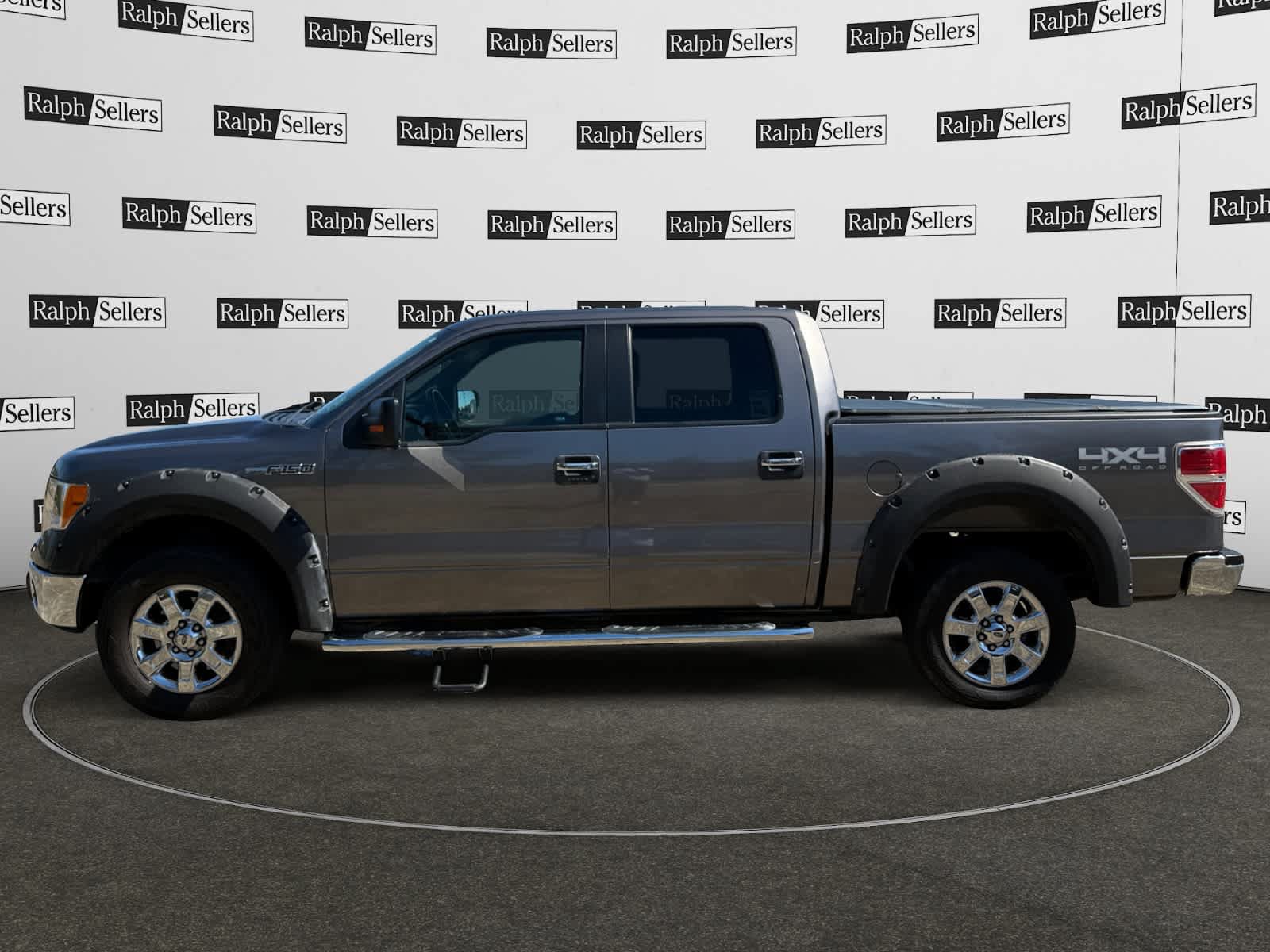 Used 2014 Ford F150 XLT w/ Equipment Group 302A Luxury AWD/4WD image 3