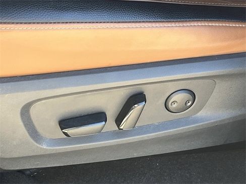 Used 2023 Nissan Pathfinder Platinum w/ Cargo Package image 29