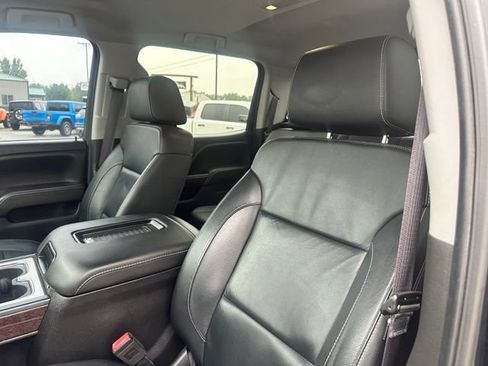 Used 2017 GMC Sierra 1500 SLT w/ SLT Premium Package AWD/4WD image 18