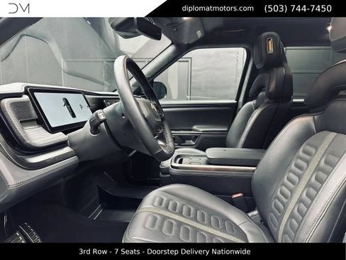 Used 2024 Rivian R1S Adventure AWD/4WD image 17