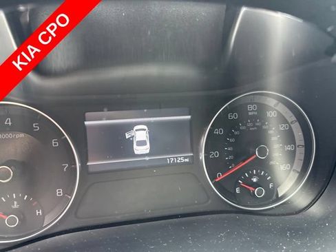 Used 2024 Kia Forte GT-Line w/ GT-Line Premium Package FWD image 7
