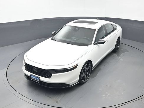 Used 2023 Honda Accord Sport image 32
