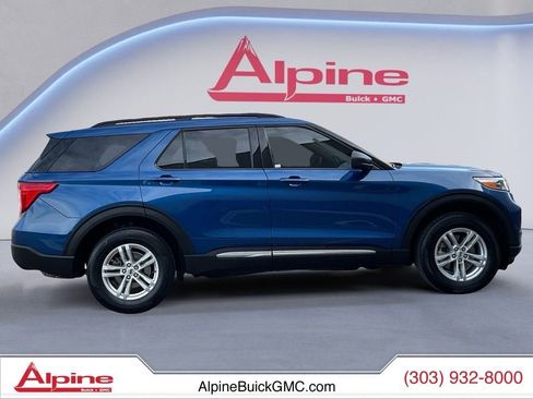 Used 2023 Ford Explorer XLT w/ Equipment Group 202A image 6